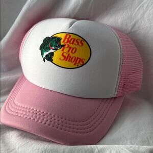 NWOT Bass Pro Shops Pink and White Cap